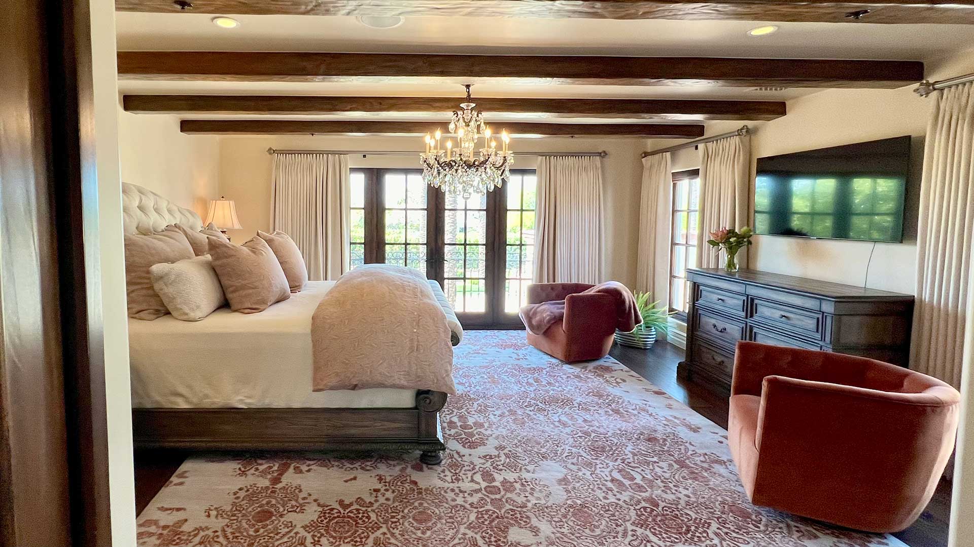 Real Estate Picture 4